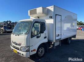 2017 Hino 300 series - picture0' - Click to enlarge