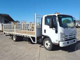 Isuzu NQR450 - picture0' - Click to enlarge