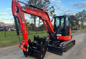 Kubota U55 Tracked-Excav Excavator