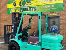 3.5 Ton Container Mast Mitsubishi Forklift  - picture0' - Click to enlarge