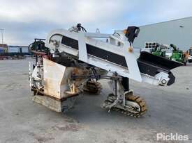 1994 Arrow Kerbing Machine - picture0' - Click to enlarge