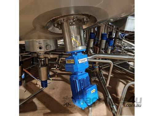 Sediment-Free Mixing with BE-10 Base Entry Agitators from FluidPro