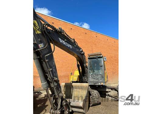 caption CLEARANCE! 2017 Volvo 14T EC1400L Excavator + Bucket Package (Traded In)