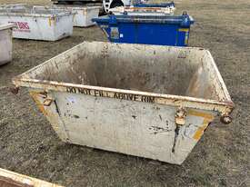 2m3 Skip Bin - picture0' - Click to enlarge