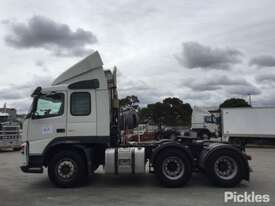 2005 Volvo FM 12 Prime Mover Sleeper Cab - picture2' - Click to enlarge