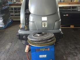 Karcher Ride On Floor Scrubber /Polisher - picture0' - Click to enlarge