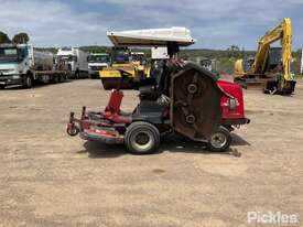 Toro 4000-D Folding Wing Mower - picture2' - Click to enlarge