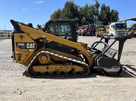 2019 Caterpillar 299D2 XHP Posi-Track Loader - picture1' - Click to enlarge