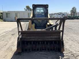 2019 Caterpillar 299D2 XHP Posi-Track Loader - picture2' - Click to enlarge