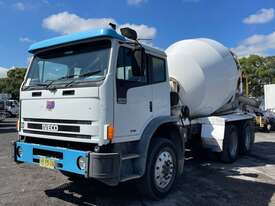 2004 Iveco ACCO 2350G Concrete Agitator - picture1' - Click to enlarge