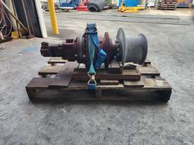 Capstan Winch - picture0' - Click to enlarge