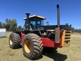 Versatile 876 Tractor - picture2' - Click to enlarge