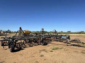 Flexicoil 820 Planter with Gyral SR Cart  - picture0' - Click to enlarge