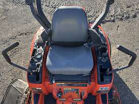 Kubota ZG222Z - picture1' - Click to enlarge