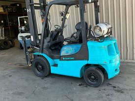 Sumitomo 2.5 Tonne Forklift - picture0' - Click to enlarge