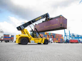 Hyster 46T Reach Stacker - Container Handler - picture0' - Click to enlarge