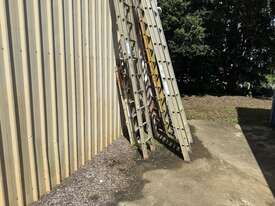 9 x Ladders - Various Lengths - picture1' - Click to enlarge