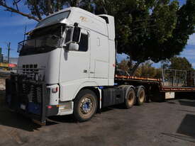 2007 VOLVO FH 6X4T PRIMEMOVER - picture2' - Click to enlarge