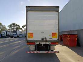 2006 Maxitrans ST2 Dual Axle Refrigerated Pantech - picture2' - Click to enlarge