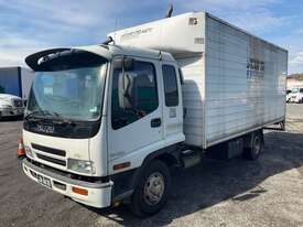2002 Isuzu FRR550 Pantech (Day Cab) - picture1' - Click to enlarge