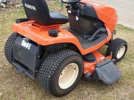 Kubota Used GR2100 mower - picture2' - Click to enlarge