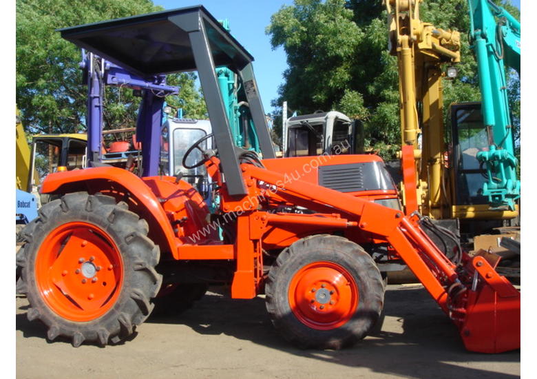 Used Kubota GT3 4WD Tractors 0-79hp in , - Listed on Machines4u