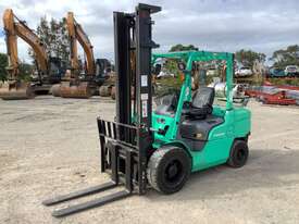 2019 Mitsubishi FG35NT Forklift - picture1' - Click to enlarge