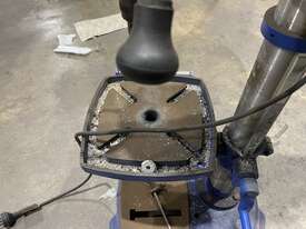 KINCHROME Pedestal Drill - picture2' - Click to enlarge