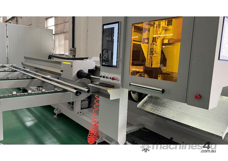 B12-C Ultra-Fast Tube Laser Cutting Machine with 6500mm semi-automatic loader