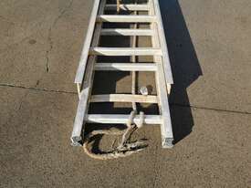 27FT Aluminium Ladder - picture1' - Click to enlarge