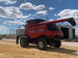 Case IH 6130 Axial Flow Combine - picture0' - Click to enlarge