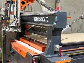 Madbytes Woodworking CNC Router - Heavy Duty Industrial CNC Routers - picture0' - Click to enlarge