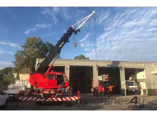 caption 2015 Tadano GR160N-3