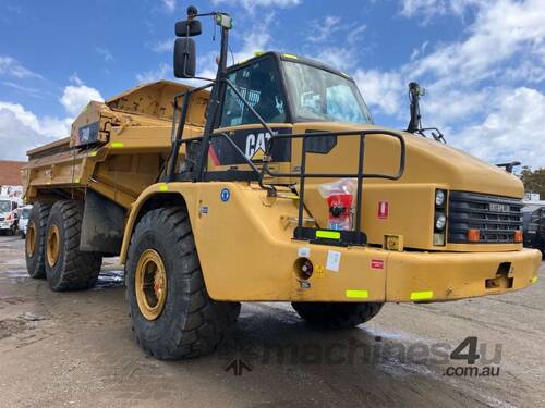 2010 Caterpillar Articulated Ejector Truck