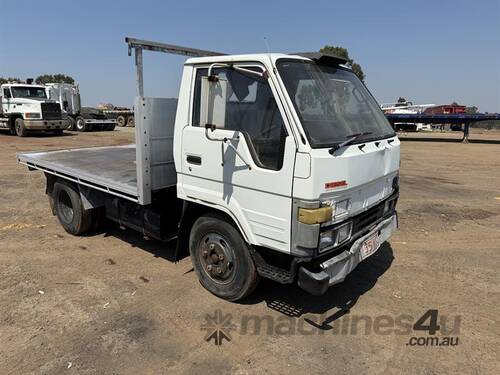 1991 TOYOTA DYNA 200 TRUCK