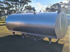 7900lt STAINLESS STEEL TANK, MILK VAT  - picture1' - Click to enlarge