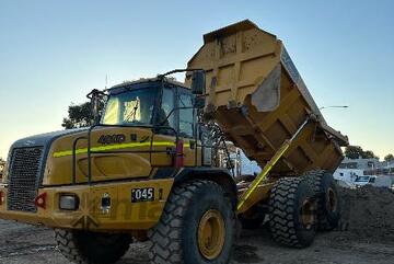 John Deere Articulated Dump Truck Moxi 400D #1