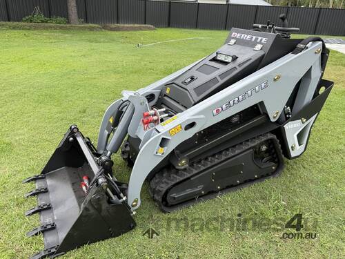 Derette V1000 Mini Loader, 25HP Perkins 403J Diesel Engine, Tracks, High-flow, 450kg Lift Capacity