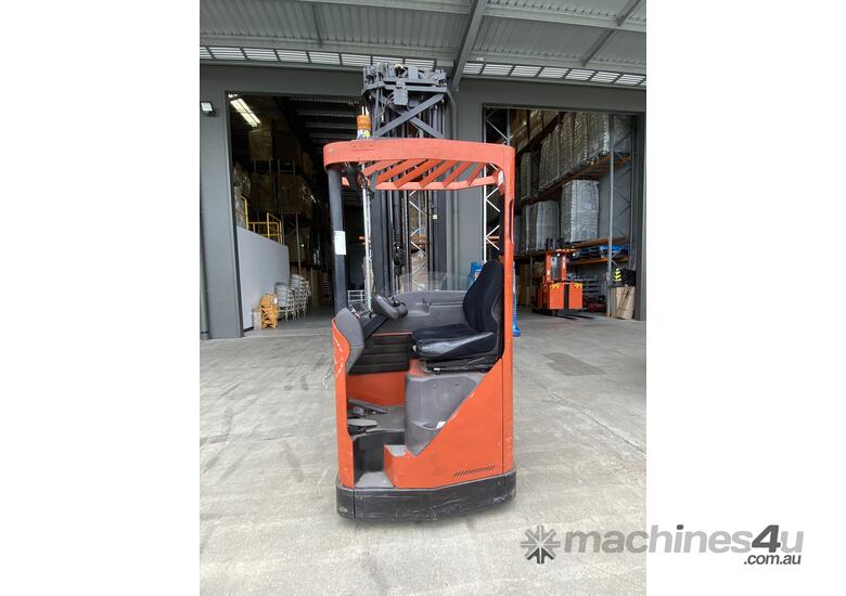 caption BT 1.5T Electric High Reach Forklift – Powerful & Reliable!