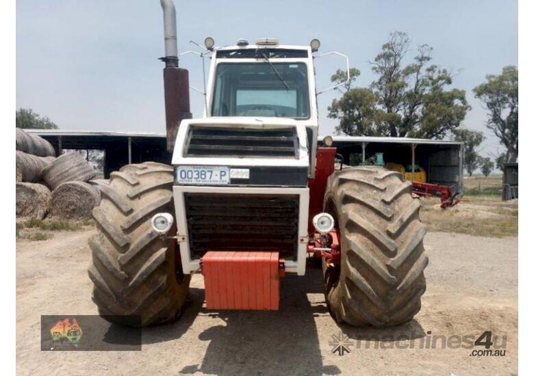 caption (8673) Case 4496 Tractor