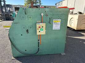 GUILLOTINE METAL CUTTING - picture0' - Click to enlarge