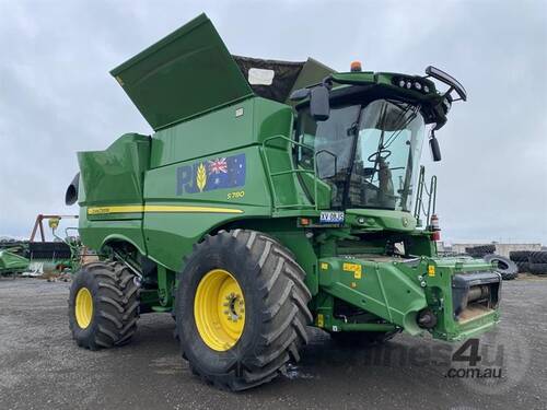 John Deere S780