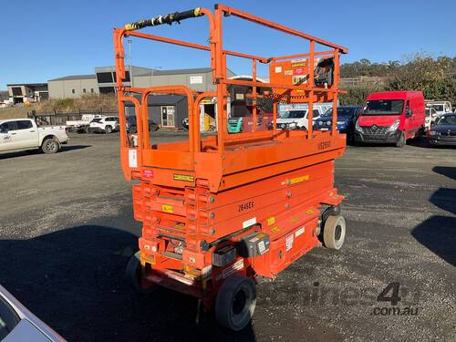 caption 2014 JLG 2646ES Scissor Lift (Electric)