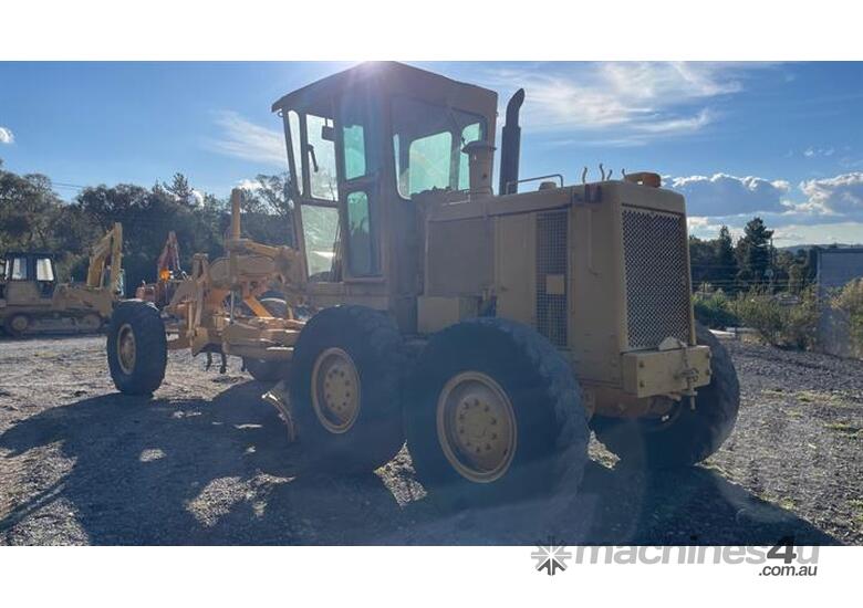 caption Caterpillar 120G