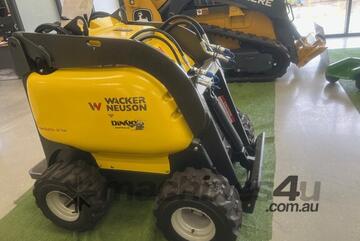 2023 Wacker Neuson SM325-27W Skid Steer Loaders