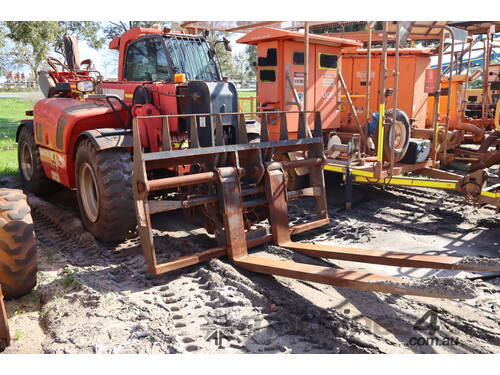 2014 MANITOU MHT-X 10120L TELEHANDLER