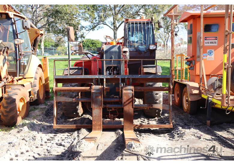 2014 MANITOU MHT-X 10120L TELEHANDLER