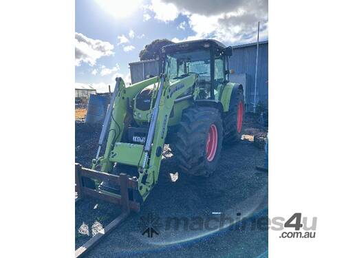 caption Claas AXOS 340