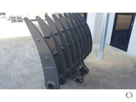 BETTA BILT BUCKETS STICK RAKES - picture0' - Click to enlarge