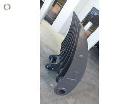 BETTA BILT BUCKETS STICK RAKES - picture1' - Click to enlarge